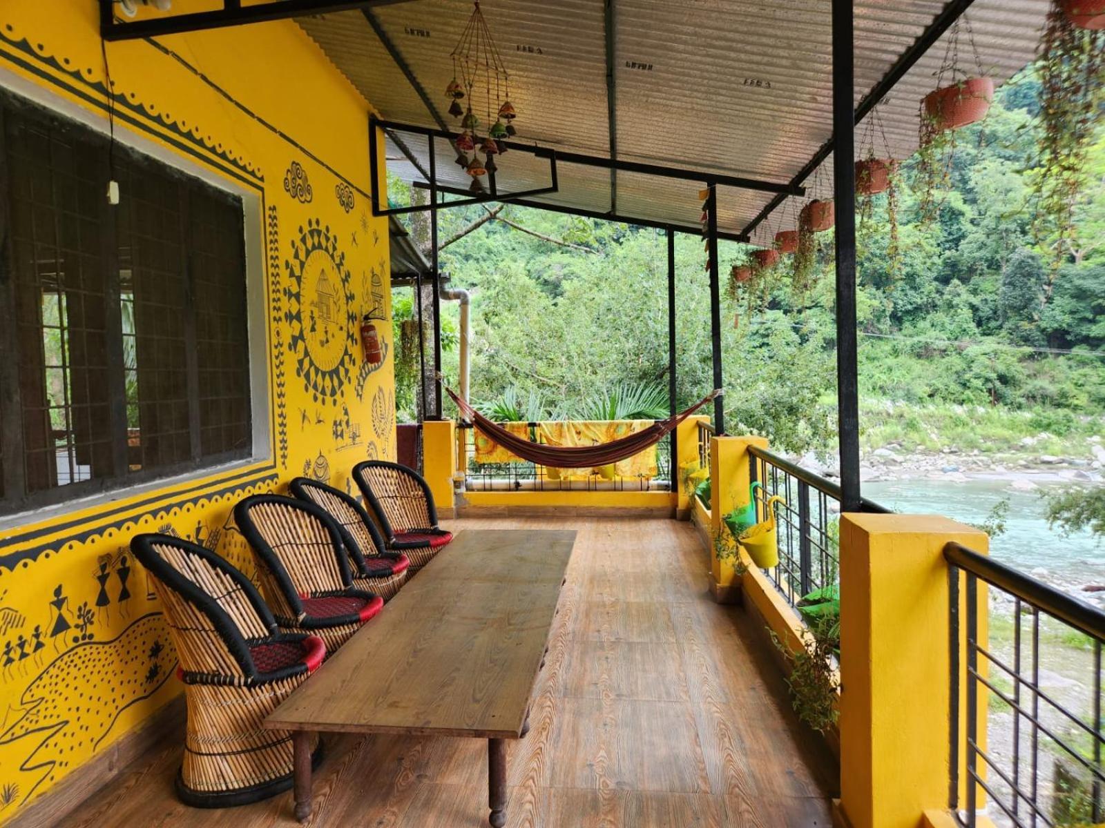 Utsav Riverbank Homestay Haldwāni Exterior foto